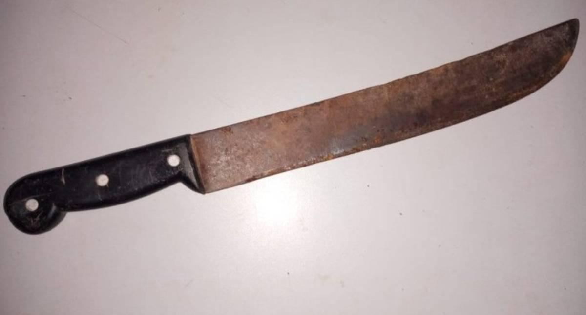 Adolescente esfaqueia o próprio pai durante discussão familiar em RO