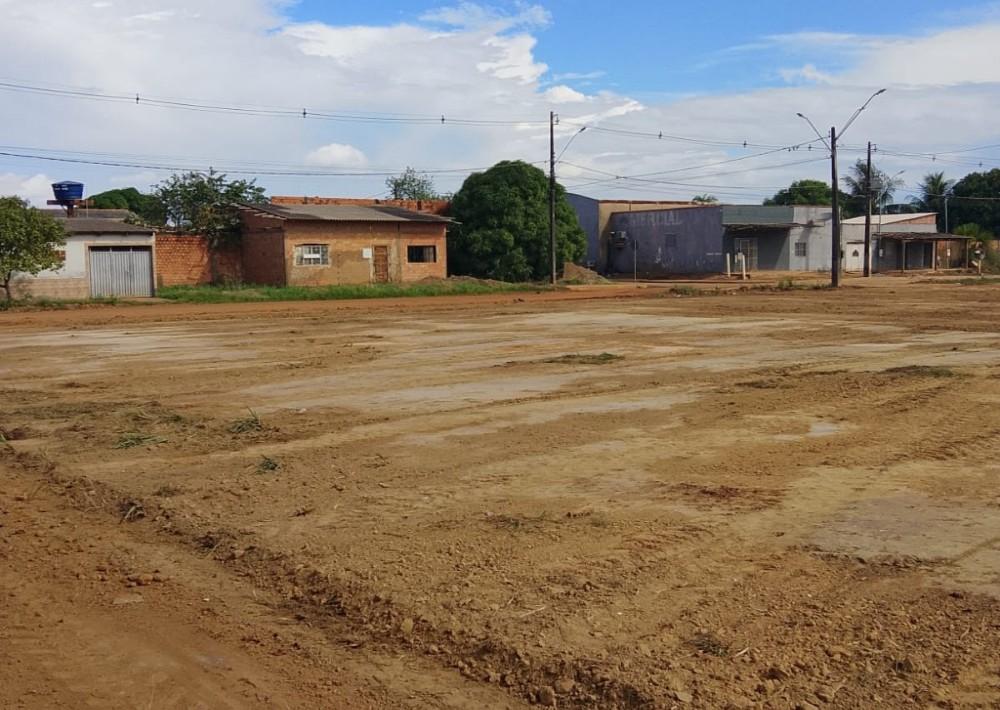 Após pedido de providência de pastor Evanildo Seinfra realiza limpeza e retirada de entulho no bairro Planalto