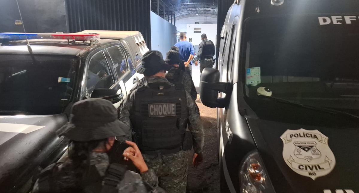 BPCHOQUE prende dois homens com armas e munições em Nova Mutum
