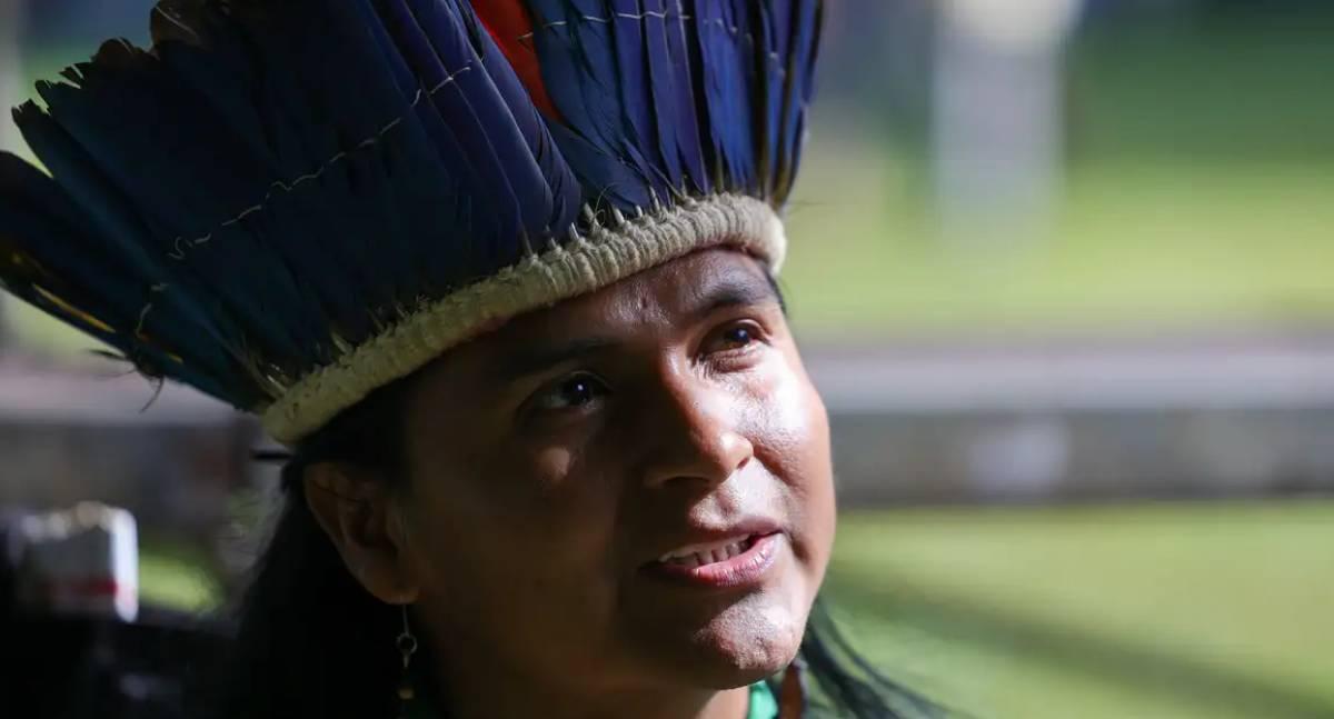 Câmara aprova uso de indumentária indígena em documentos oficiais