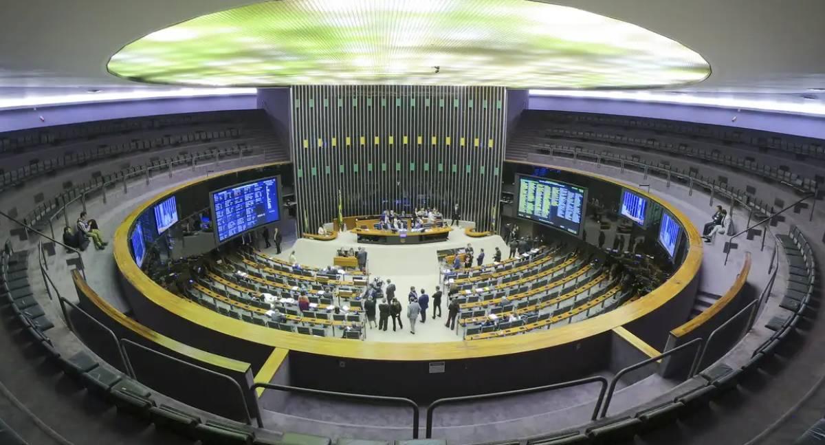 Câmara nega irregularidades em emendas ao Supremo