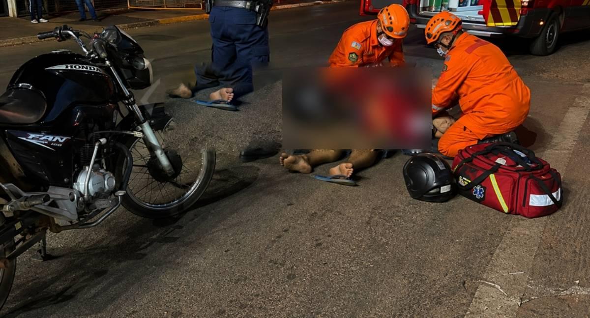 Colisão entre duas motocicletas deixa condutor ferido no cruzamento da avenida Carlos Gomes