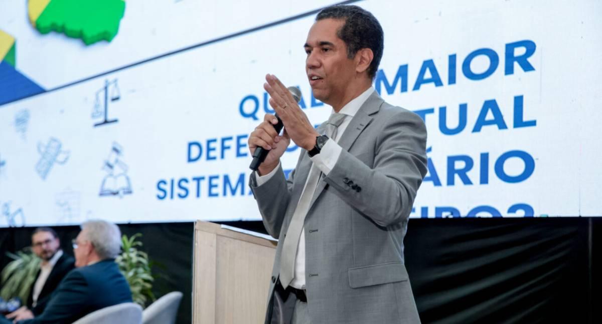 Experiência, diálogo e resultados reforçam a pré-candidatura de Luís Fernando ao Senado