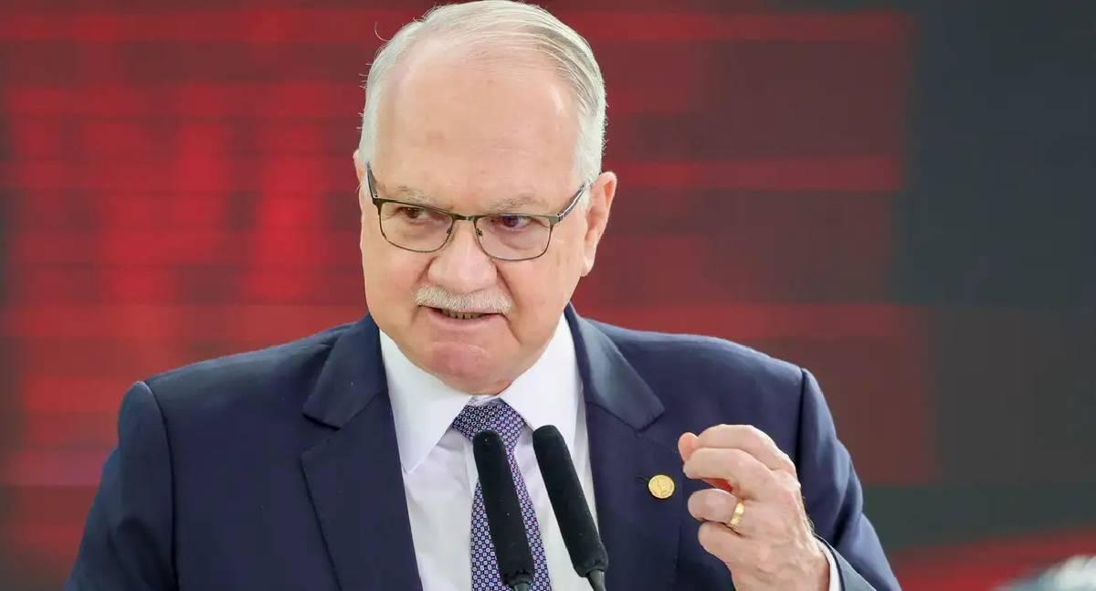 Fachin repudia fala de Milei contra Moraes e defende autonomia do STF