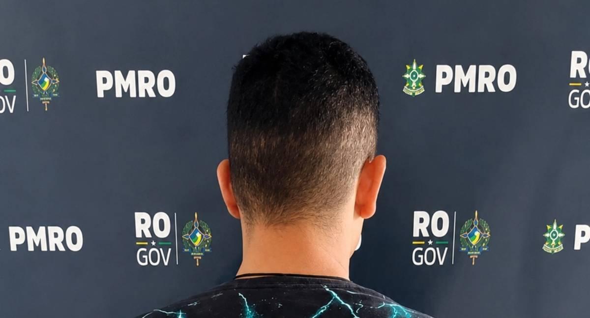 Filho é preso após ameaçar mãe e familiares com faca durante discussão em RO