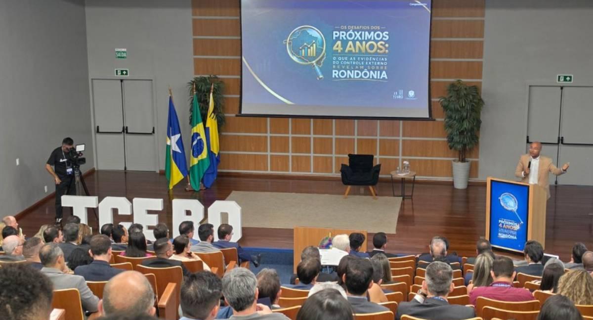Furia diz que plano de governo será complementado ouvindo o povo e definindo prioridades