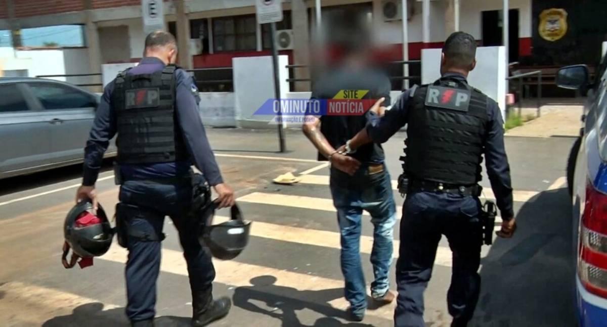 Homem é preso após tentar enforcar a própria mãe e mentir identidade em RO