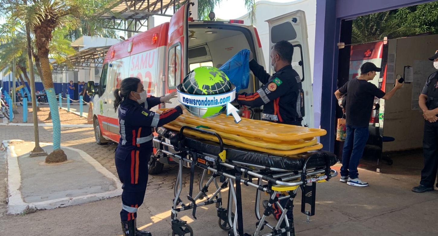 Homem é resgatado após subir em telhado de sobrado em RO
