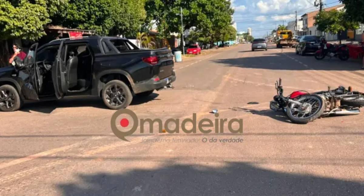 Motociclista fica gravemente ferido em colisão com picape no bairro Liberdade em Porto Velho