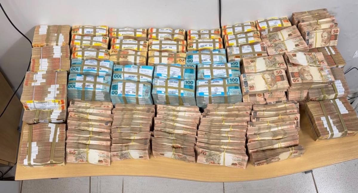 PF apreende R$ 2 milhões durante investigação de lavagem de capitais em Porto Velho