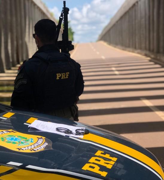 PRF cumpre quatro mandados de prisão em três municípios de Rondônia