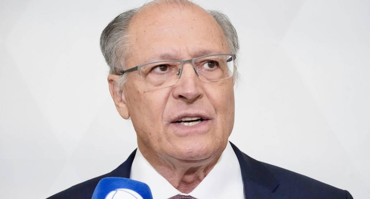 PSB oficializa apoio à reeleição de Lula e chapa com Geraldo Alckmin para o pleito