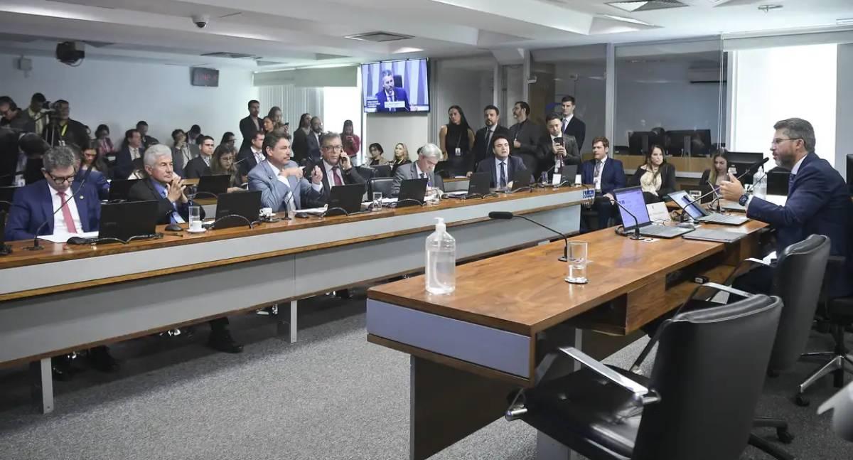 Senado adia votação da Política Nacional de Minerais Críticos