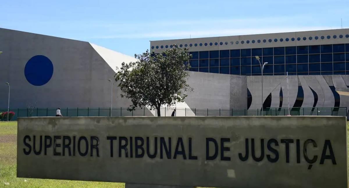 STJ afasta ministro Marco Buzzi em decisão inédita por acusações de crimes sexuais