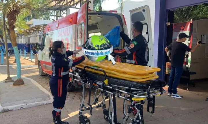 Homem é resgatado após subir em telhado de sobrado em RO