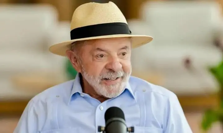 Lula busca reeleição com foco em pautas sociais