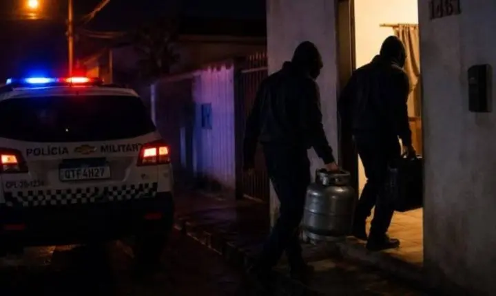 Moradora é rendida e tem casa invadida por dupla durante roubo em RO