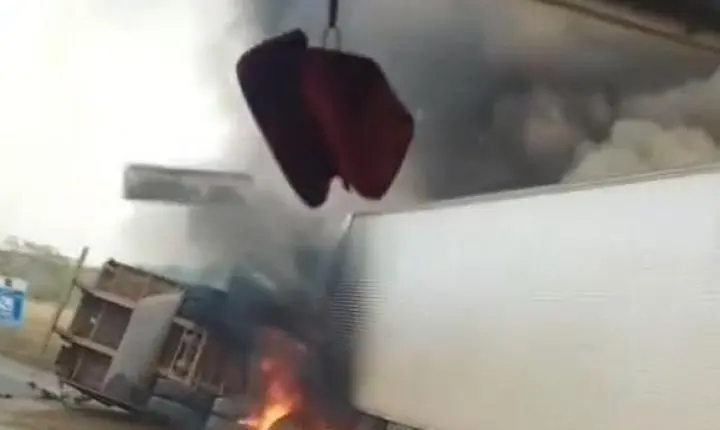 Vídeo: acidente entre caminhões deixa dois mortos na BR-364 em Itapuã do Oeste